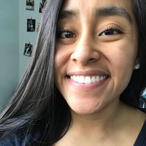 Meet your Posher, Dina